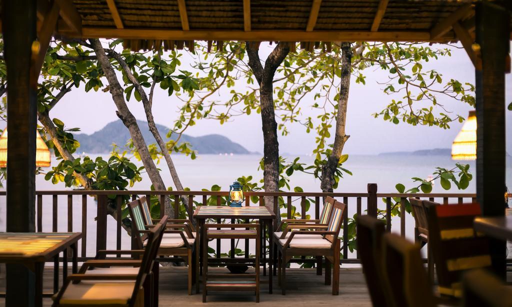 Palm Village Rawai Exterior photo